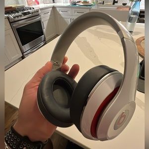 Beats by Dre - Studio 3 (Wired)